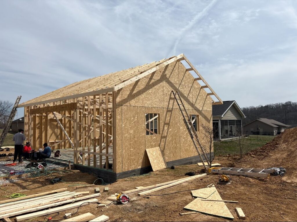 Garage Exterior Home Solutions Roofing & Siding (5)