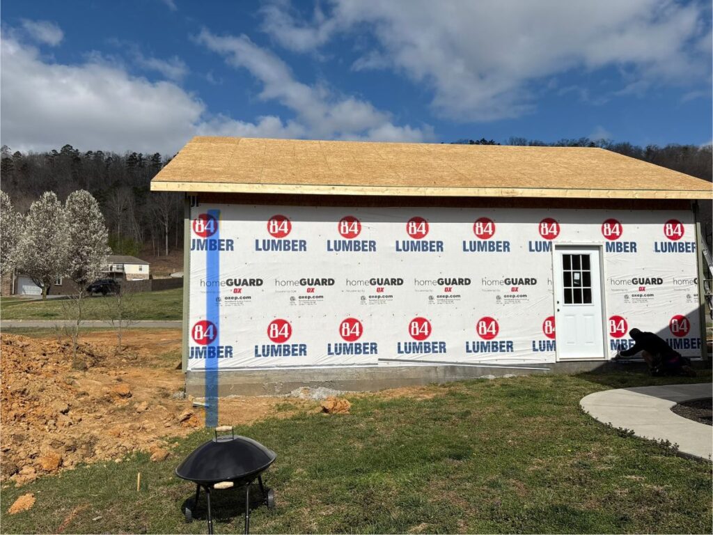 Garage Exterior Home Solutions Roofing & Siding (7)